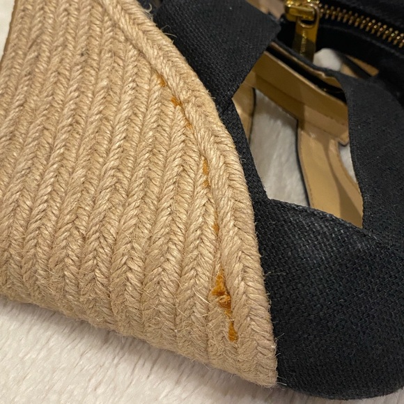 MICHAEL Michael Kors Berkley Canvas Zipper Wedge Platform Sandals Black 5.5 EUC - Picture 12 of 15